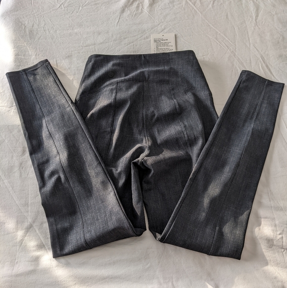 NWT Lululemon Here to There HR Pant 7/8 - Picture 7 of 10